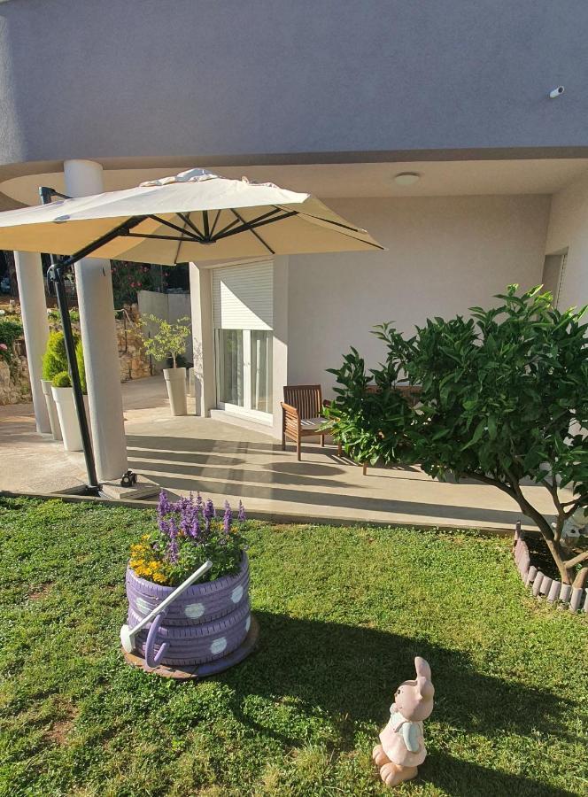 Apartman Tika Pula Exterior photo